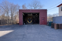 View picture of 130 Cross St - Garage